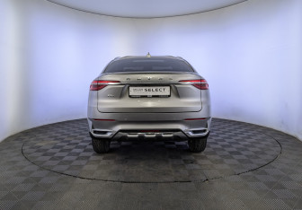 Подержанный автомобиль Haval F7x 2020 года (6 фото)