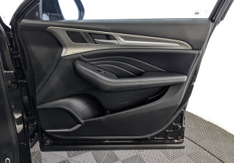 Подержанный автомобиль Haval F7 2022 года (25 фото)