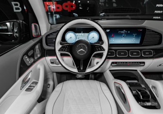 Новый Mercedes-Benz Maybach GLS 2025 (12 фото)