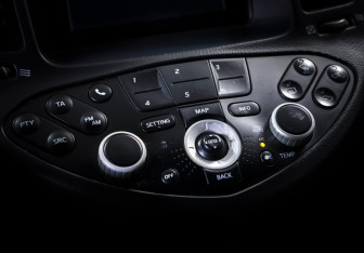 Подержанный автомобиль Nissan Primera Sedan 2005 года (14 фото)