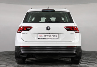Подержанный автомобиль Volkswagen Tiguan 2020 года (6 фото)