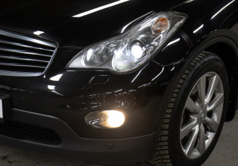 Подержанный автомобиль Infiniti QX50 2014 года (24 фото)