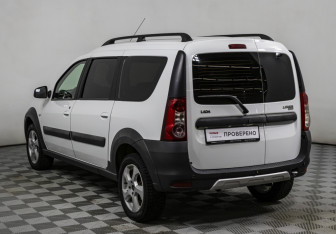 Подержанный автомобиль LADA (ВАЗ) Largus Wagon 2019 года (7 фото)