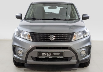 Подержанный автомобиль Suzuki Vitara 2016 года (2 фото)