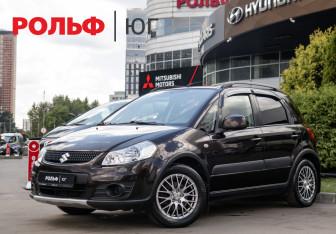 Подержанный автомобиль Suzuki SX4 Hatchback 2014 года (1 фото)