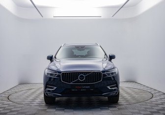 Подержанный автомобиль Volvo XC60 2018 года (2 фото)