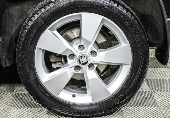 Подержанный автомобиль Skoda Yeti 2015 года (6 фото)