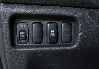 Подержанный автомобиль Mitsubishi ASX 2010 года (13 фото)
