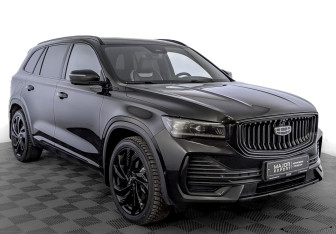 Подержанный автомобиль Geely Monjaro 2023 года (3 фото)