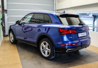 Подержанный автомобиль Audi Q5 2019 года (6 фото)