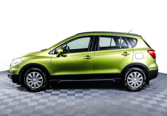 Подержанный автомобиль Suzuki SX4 Hatchback 2014 года (3 фото)
