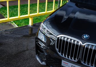 Подержанный автомобиль BMW X7 2019 года (18 фото)