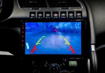 Подержанный автомобиль Peugeot 3008 2012 года (15 фото)