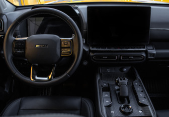 Подержанный автомобиль Haval H7 2025 года (8 фото)