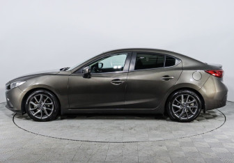 Подержанный автомобиль Mazda 3 Sedan 2015 года (3 фото)