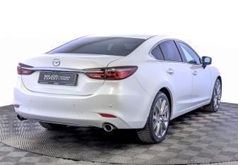 Подержанный автомобиль Mazda 6 Sedan 2023 года (5 фото)