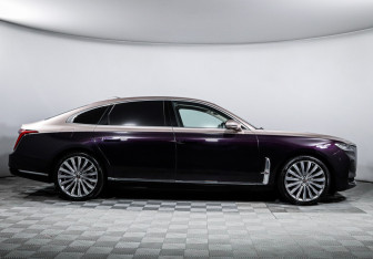 Подержанный автомобиль Hongqi H9 2023 года (26 фото)