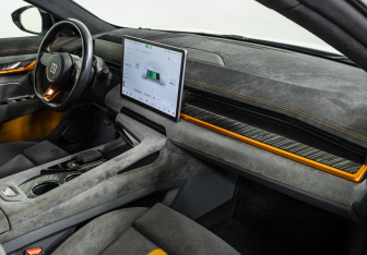 Подержанный автомобиль Zeekr 001 2023 года (9 фото)