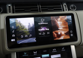 Подержанный автомобиль Land Rover Range Rover 2013 года (22 фото)
