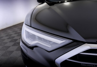 Подержанный автомобиль Audi A6 Sedan 2021 года (17 фото)