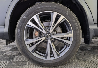 Подержанный автомобиль Nissan Qashqai 2022 года (12 фото)