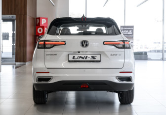 Новый Changan UNI-S 2025 (7 фото)