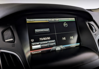 Подержанный автомобиль Ford Focus Hatchback 2016 года (25 фото)