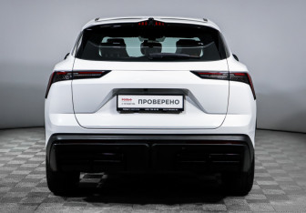 Подержанный автомобиль Jetour Dashing 2023 года (6 фото)