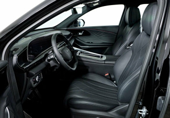 Подержанный автомобиль Exeed RX 2024 года (8 фото)