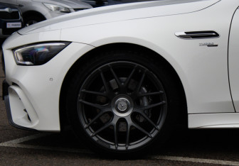 Подержанный автомобиль Mercedes-Benz AMG GT Liftback 2019 года (30 фото)