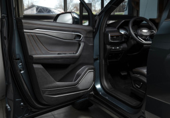 Новый Geely Okavango 2025 (8 фото)