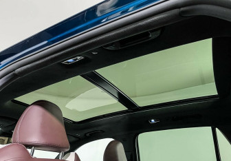 Подержанный автомобиль Geely Monjaro 2023 года (17 фото)