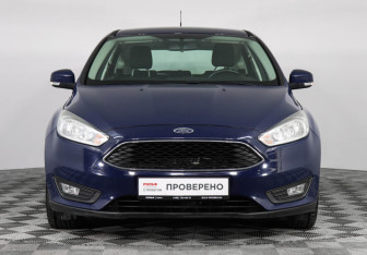 Подержанный автомобиль Ford Focus Hatchback 2017 года (2 фото)