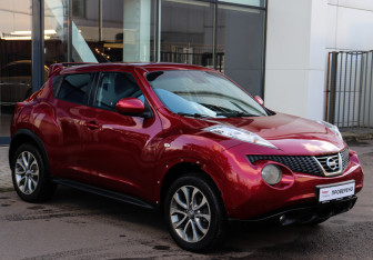 Подержанный автомобиль Nissan Juke 2014 года (3 фото)