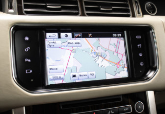 Подержанный автомобиль Land Rover Range Rover 2016 года (22 фото)