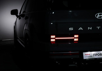 Подержанный автомобиль Hyundai Santa Fe 2025 года (25 фото)