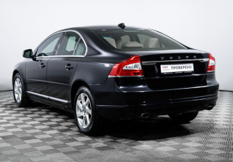 Подержанный автомобиль Volvo S80 2014 года (7 фото)