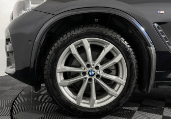 Подержанный автомобиль BMW X3 2018 года (7 фото)