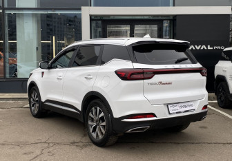 Подержанный автомобиль Chery Tiggo 7 Pro Max 2023 года (7 фото)