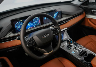 Подержанный автомобиль Chery Tiggo 8 Pro Max 2023 года (11 фото)