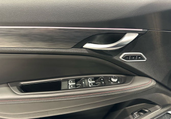 Подержанный автомобиль Geely Tugella 2021 года (18 фото)