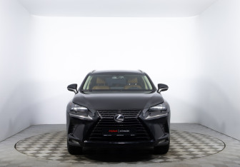 Подержанный автомобиль Lexus NX 2018 года (2 фото)