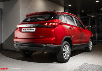 Новый BAIC X35 2023 (2 фото)