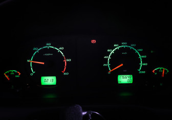 Подержанный автомобиль УАЗ Patriot 2013 года (14 фото)