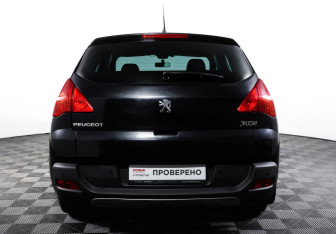 Подержанный автомобиль Peugeot 3008 2012 года (6 фото)