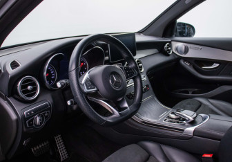 Подержанный автомобиль Mercedes-Benz GLC Coupe 2019 года (10 фото)
