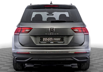 Подержанный автомобиль Volkswagen Tiguan 2021 года (6 фото)
