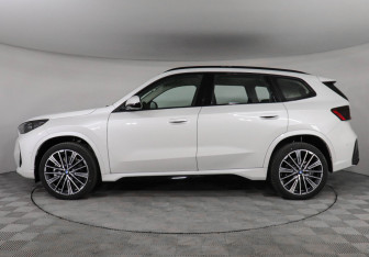 Новый BMW X1 2026 (5 фото)