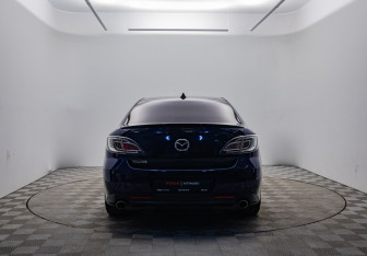 Подержанный автомобиль Mazda 6 Sedan 2008 года (6 фото)