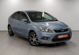 Подержанный автомобиль Ford Focus Hatchback 2009 года (3 фото)